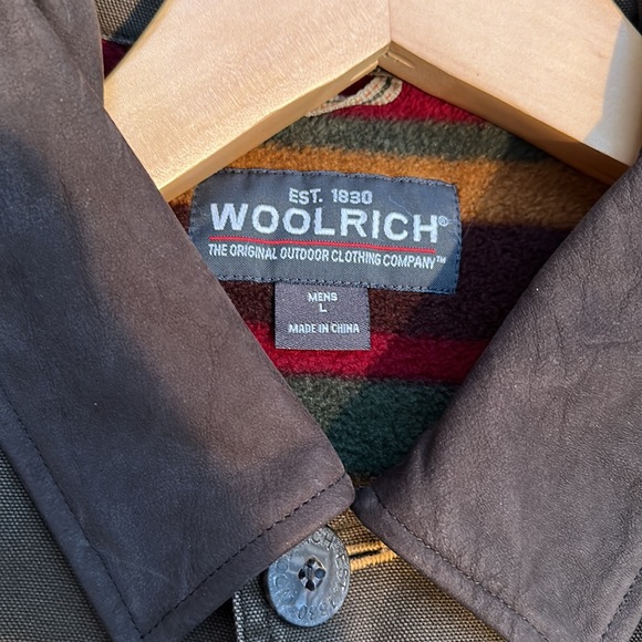 Woolrich Men’s Coat in Brown - Picture 2 of 3